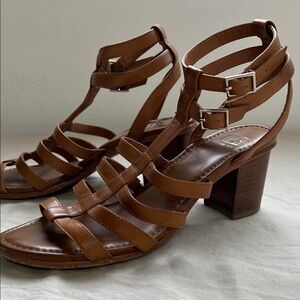 Gianni Bini strappy light brown leather block heel sandals with ankle straps 8M
